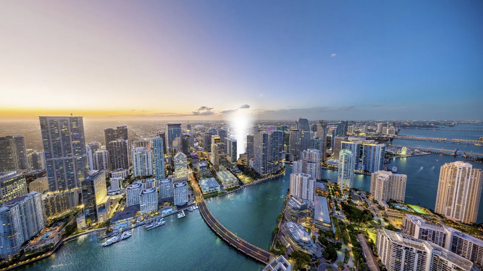 Skyline noturno de Brickell, Miami
